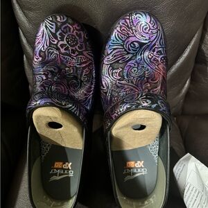 Dansko XP 2.0 Multicolor Floral Clogs